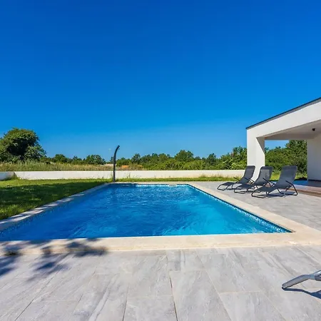 Tatil Evi Lariz *